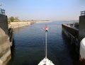 Passieren der Schleuse bei Esna